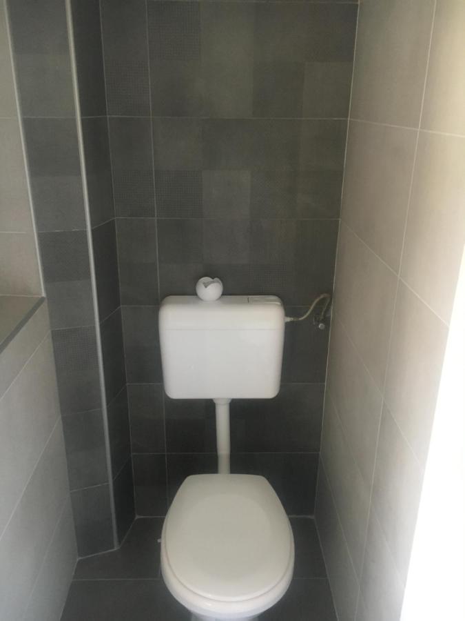 Apartman Mercedes Сегед Екстериор снимка